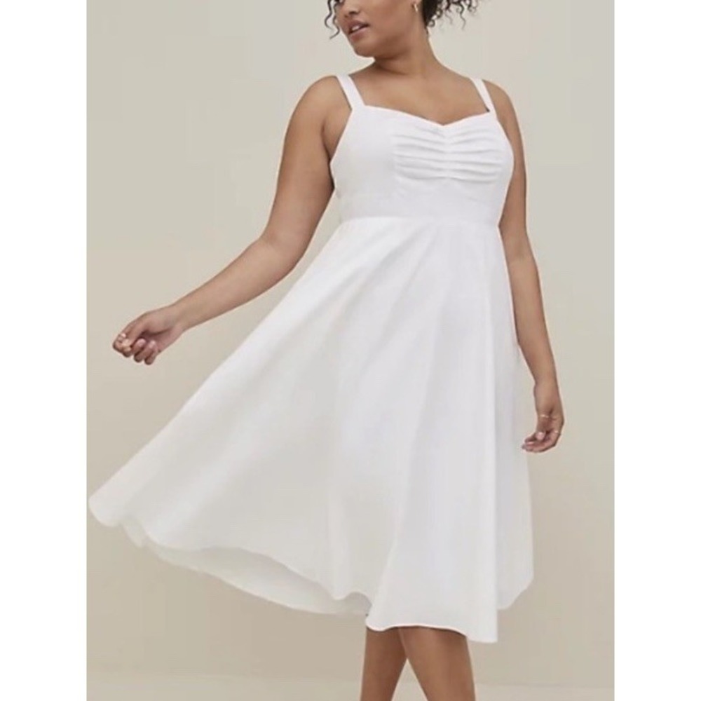 TORRID SWEETHEART NECK SKATER DRESS - POPLIN WHITE Size 0 Large